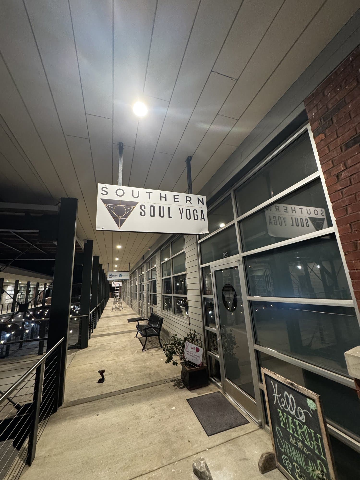 2 North Shore — view 4